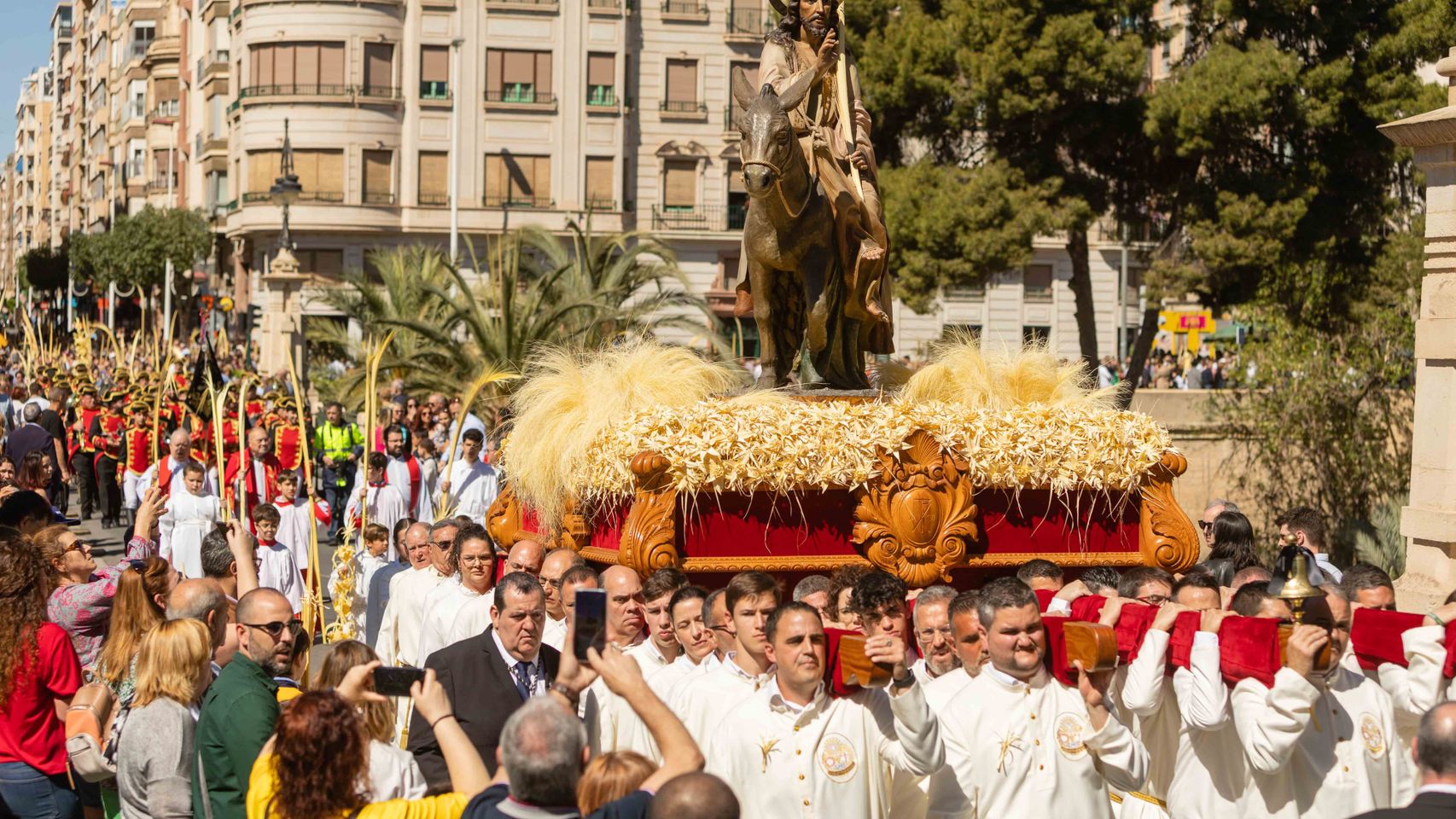 Un momento de la tradicional Semana Santa de Elche.