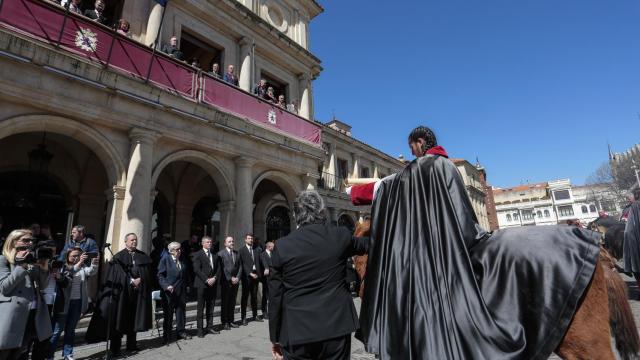 Salida del Pregón a Caballo de la Cofradía de las Siete Palabras de Jesús en la Cruz