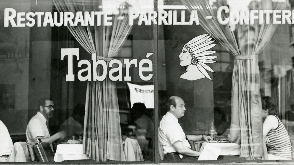 Facundo de Zuviría: Tabaré, Bartolomé Mitre al 1500, Buenos Aires, 1985. Colección privada, París © Facundo de Zuviría