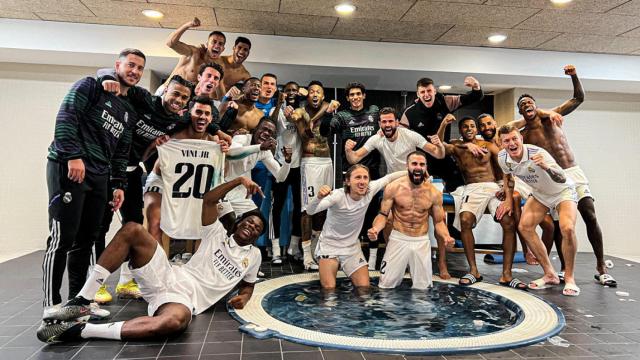 La celebración del Real Madrid en el vestuario del Camp Nou