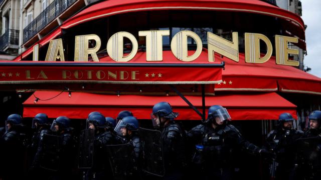 Incendian la 'brasserie' favorita de Macron