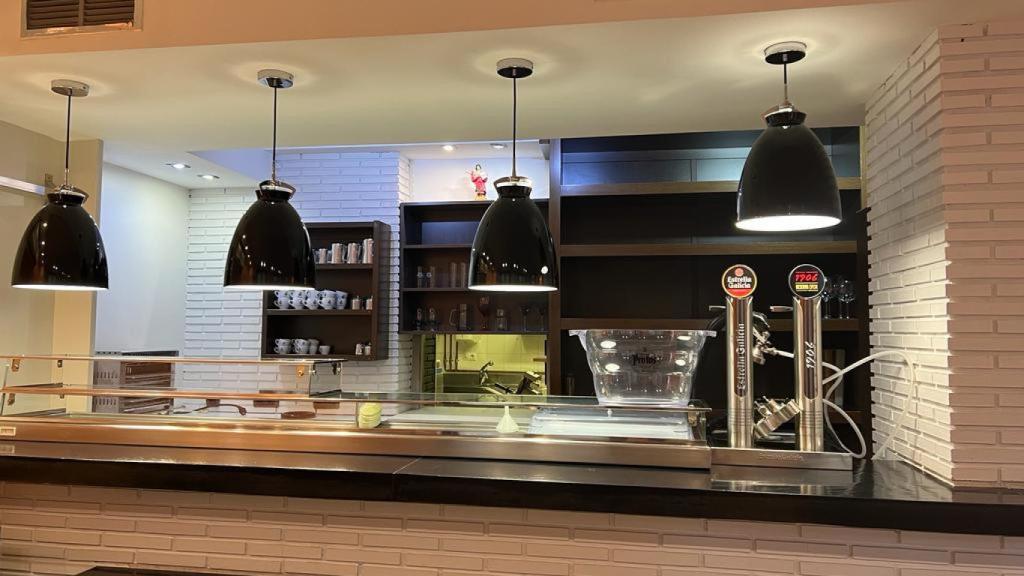 La barra del nuevo Bar Los Molinos
