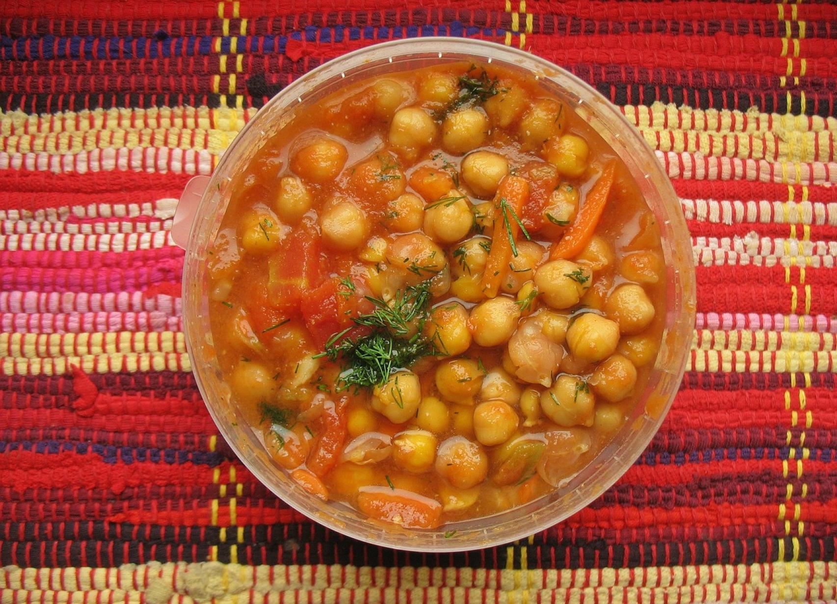 Un delicioso puchero andaluz, cuyo elemento estrella son los garbanzos