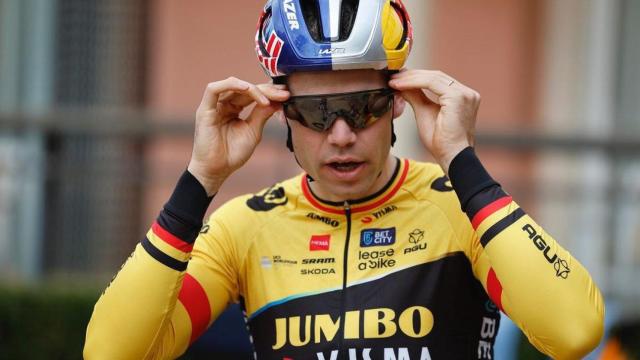 Wout Van Aert antes de una carrera con Jumbo-Visma