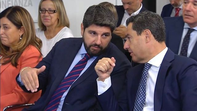 Fernando López Miras y Juan Manuel Moreno, presidentes de Murcia y Andalucía.