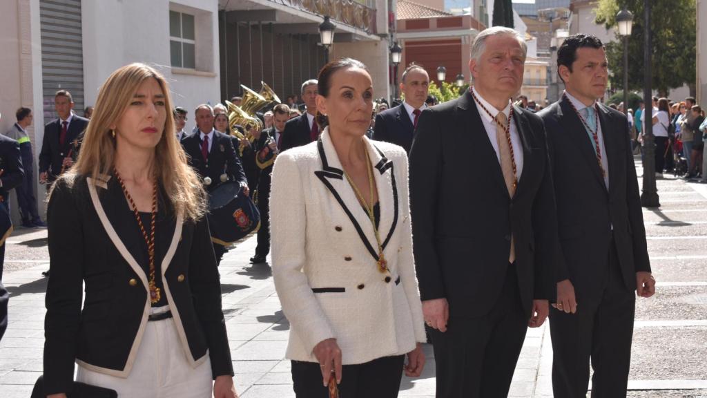Eva María Masías, alcaldesa de Ciudad Real, en el centro de la imagen.