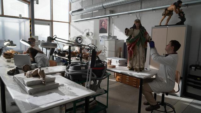 Alumnos en uno de los ciclos perteneciente a la Escuela de Arte y Superior de Conservación y Restauración de Bienes Culturales de Valladolid