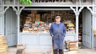 Muere Alfonso Ruidavets, el mítico librero de la Cuesta de Moyano, a los 89 años