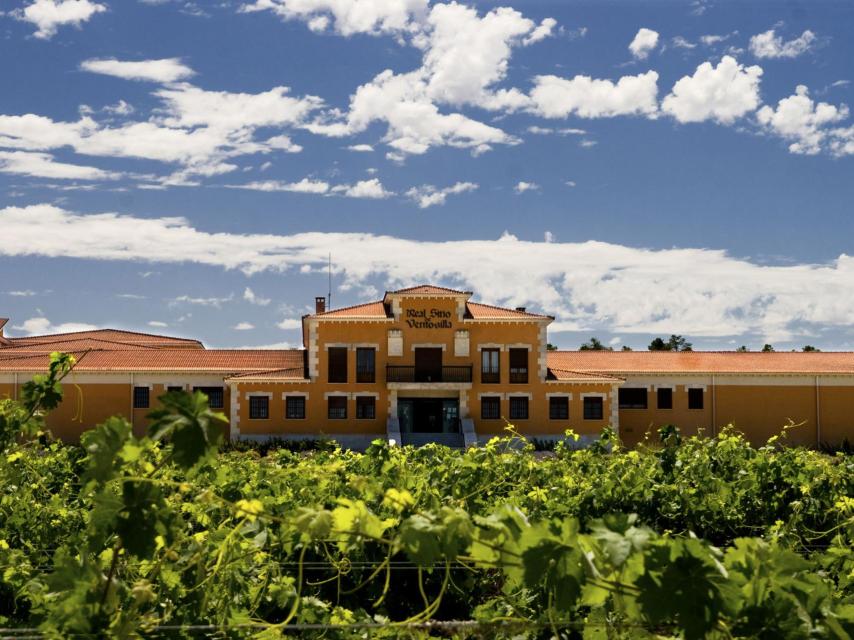 Fachada Bodegas Pradorey