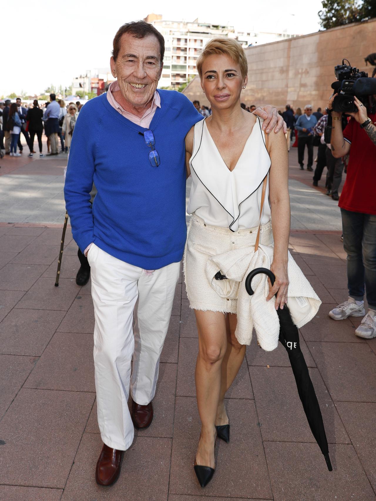 Fernando Sánchez Dragó y Laura Celeiro en 2018.