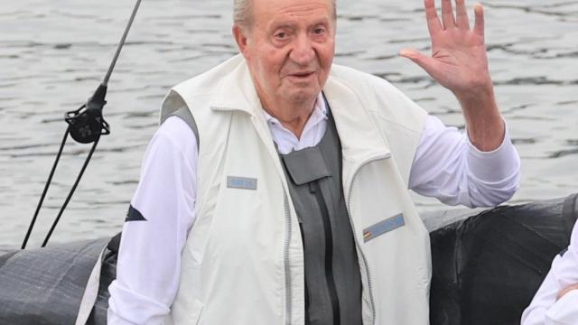 El Rey Juan Carlos, durante su última visita a España, en mayo de 2022 en Sanxenxo.