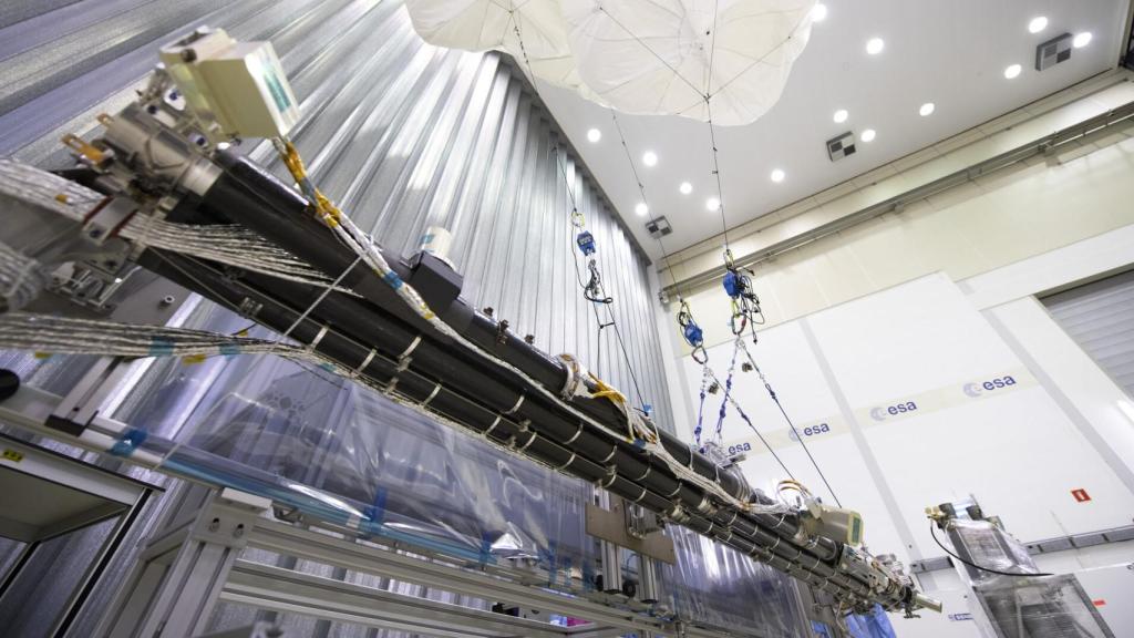 Mástil del magnetómetro fabricado por la vasca Sener