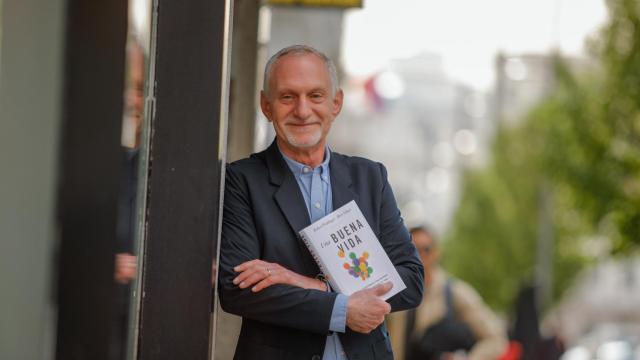 El Dr. Robert Waldinger, psiquiatra y director del Estudio de Desarrollo Adulto de Harvard.