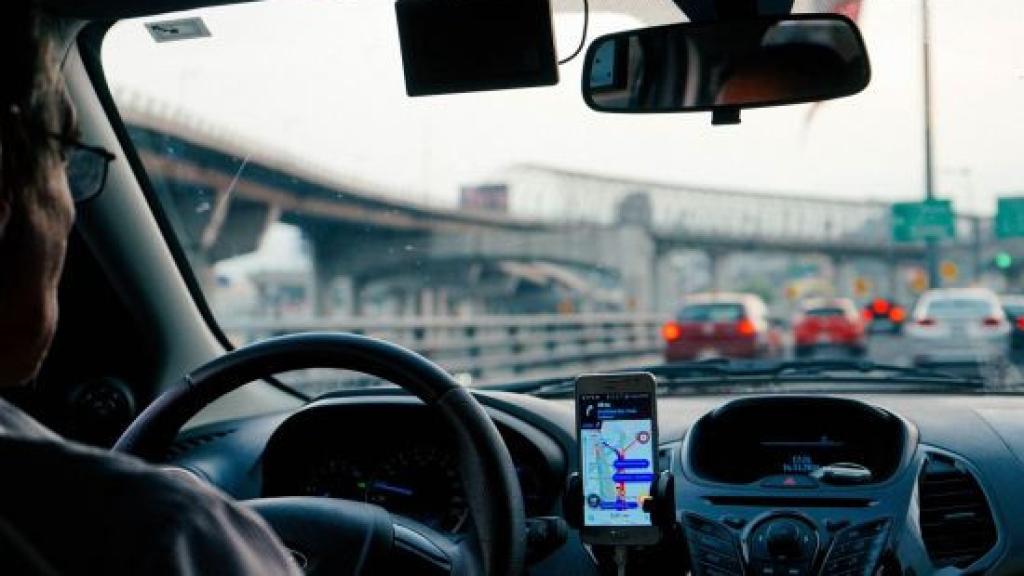 Según Ángel, las licencias de VTC pueden ir de los 100.000 a 120.000 euros.