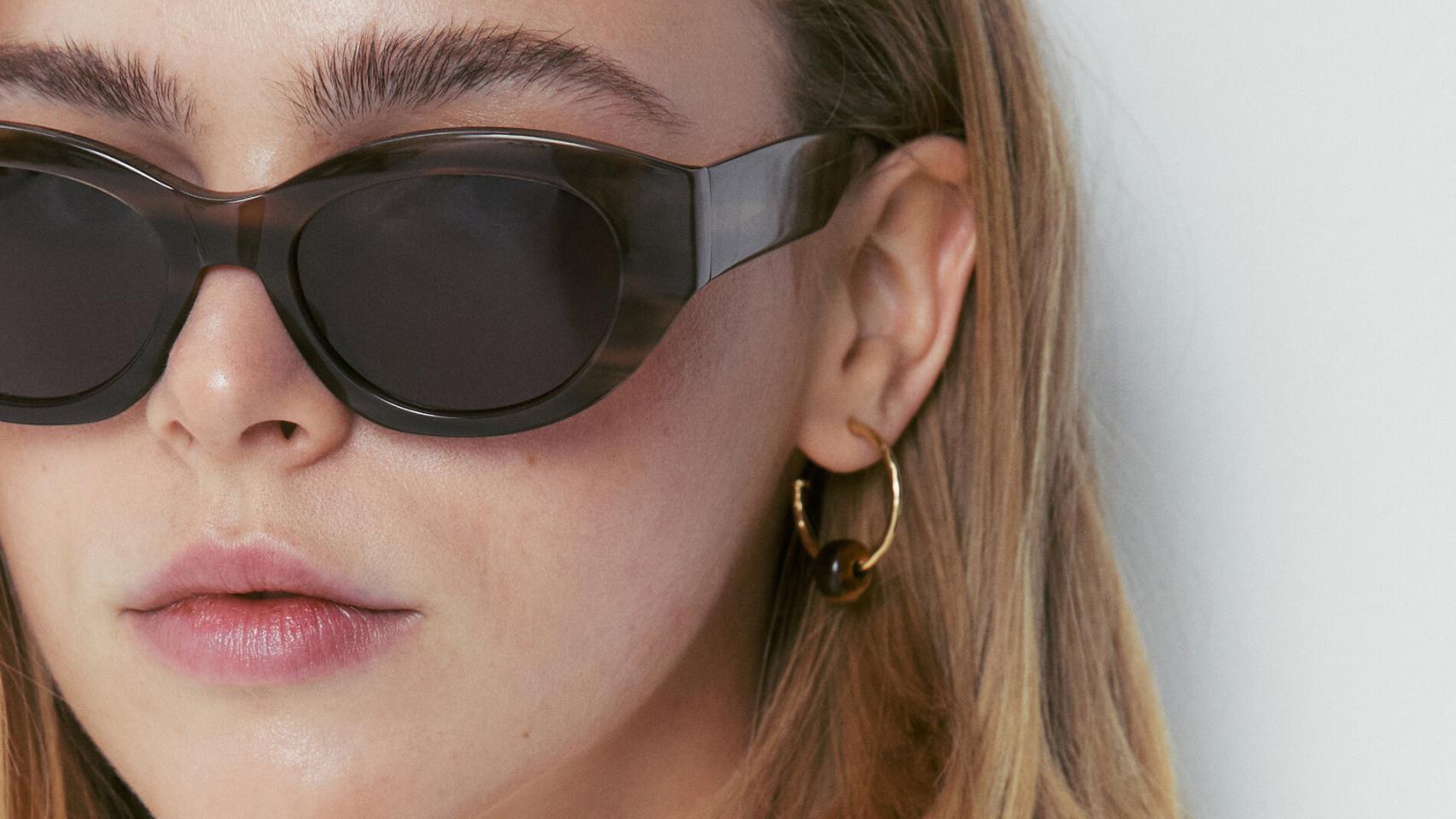 10 complementos de invitada perfectos que puedes comprar en Massimo Dutti