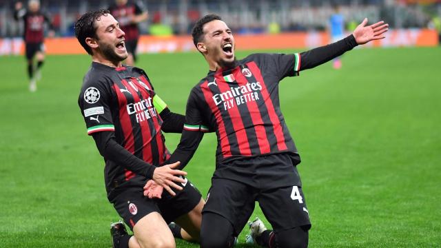 Bennacer celebra el gol definitivo del partido.