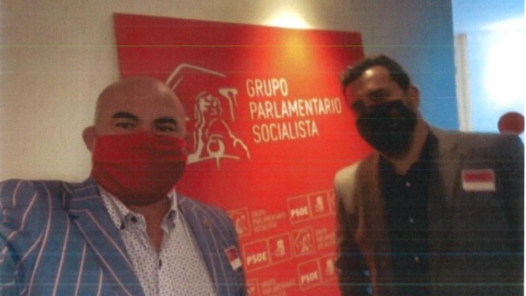 El 'mediador', Marco Antonio Navarro Tacoronte, durante una visita al Congreso de los Diputados el 14 de abril de 2021, en una imagen recogida en el sumario.