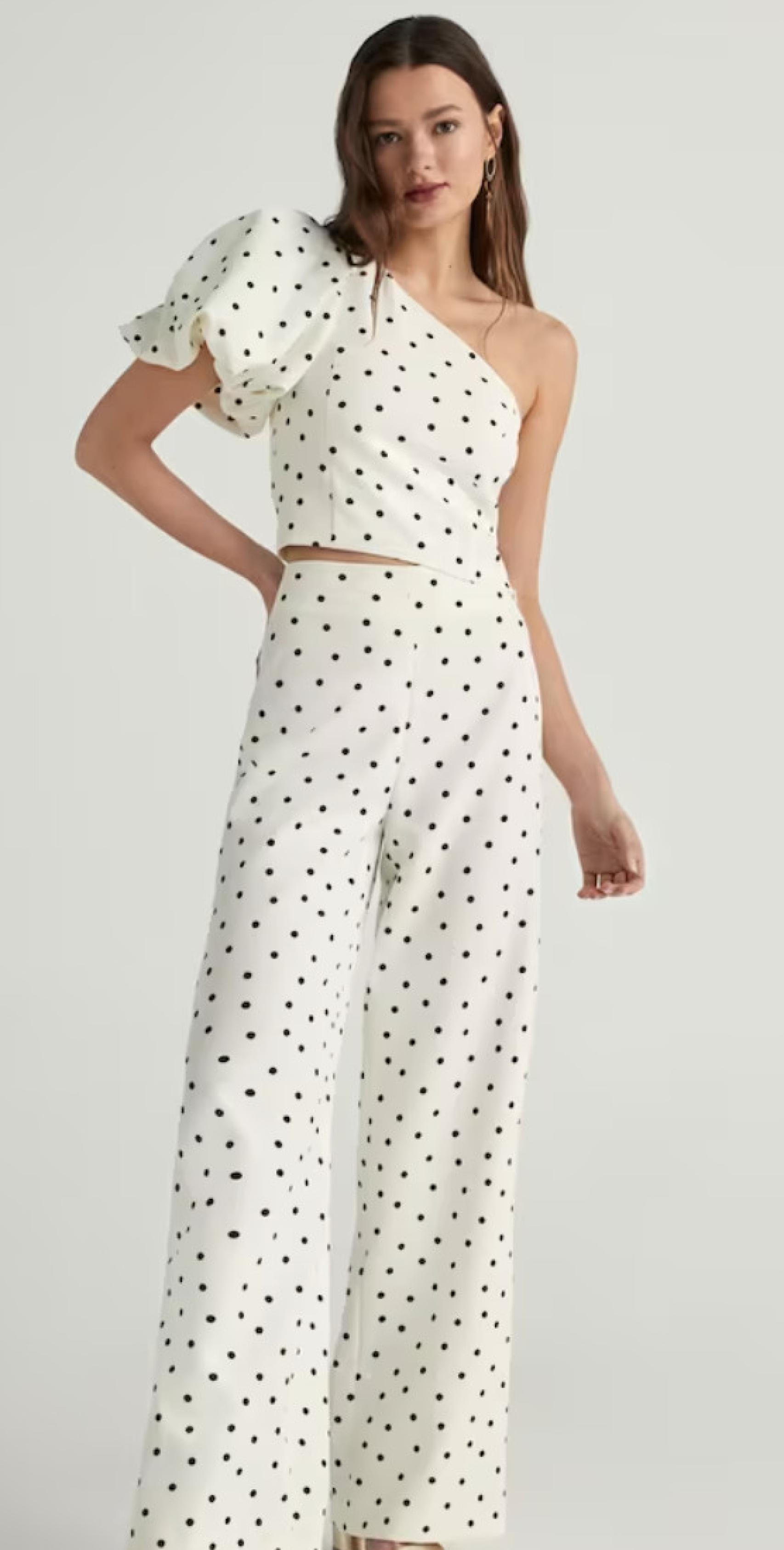 Blusa y Pantalón de Greencoast.
