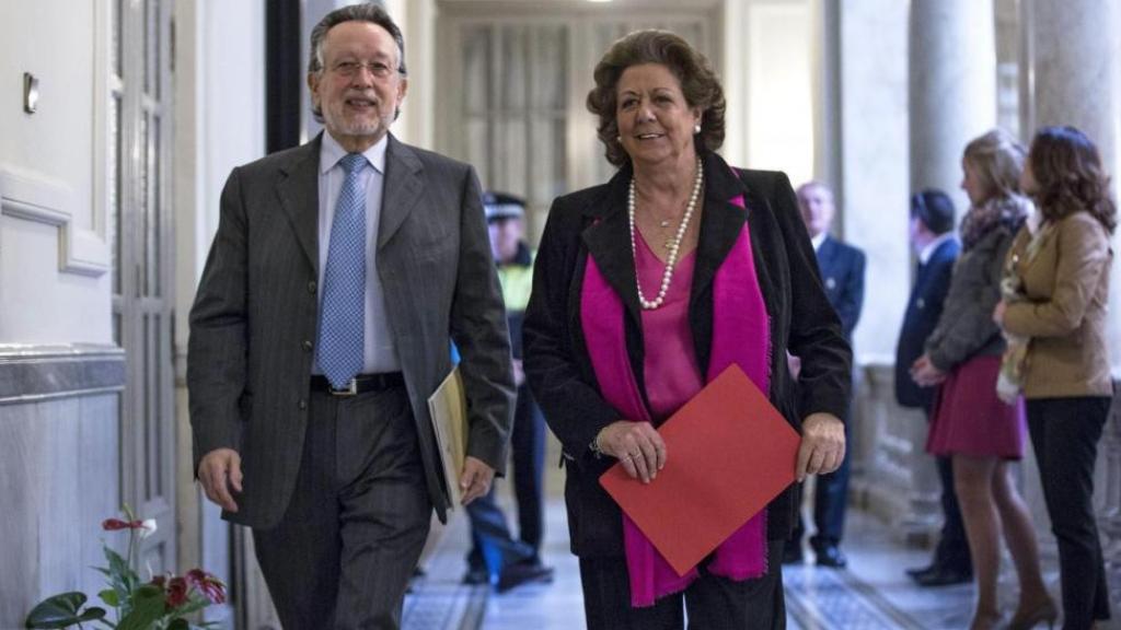 Alfonso Grau y Rita Barberá en el Ayuntamiento en 2014.