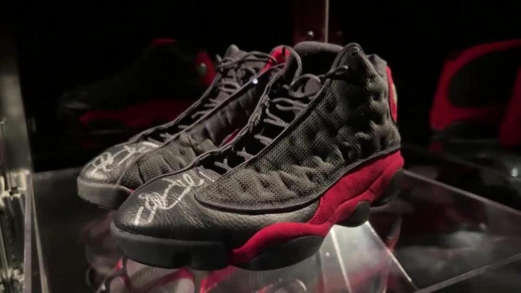 Las Air Jordan 13 'Bred' subastadas por 2,2 millones de dólares