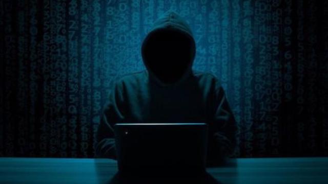 El autor de la filtración de los papeles del Pentágono es un joven de entre 20 y 25 años.