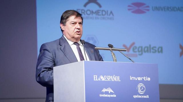Julio Abalde Alonso, rector de la Universidade da Coruña (UDC), en la apertura de la tarde de la segunda jornada del II Foro Económico Español en Galicia ‘La Galicia que viene’