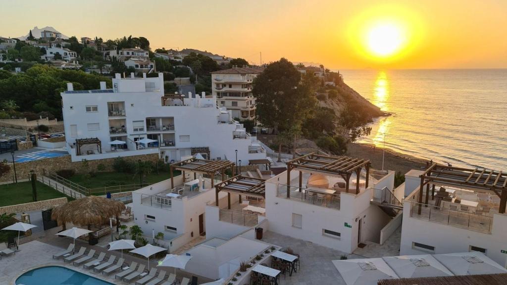Atardecer en el Dormio Resort Costa Blanca, situado en Cala Lanuza.