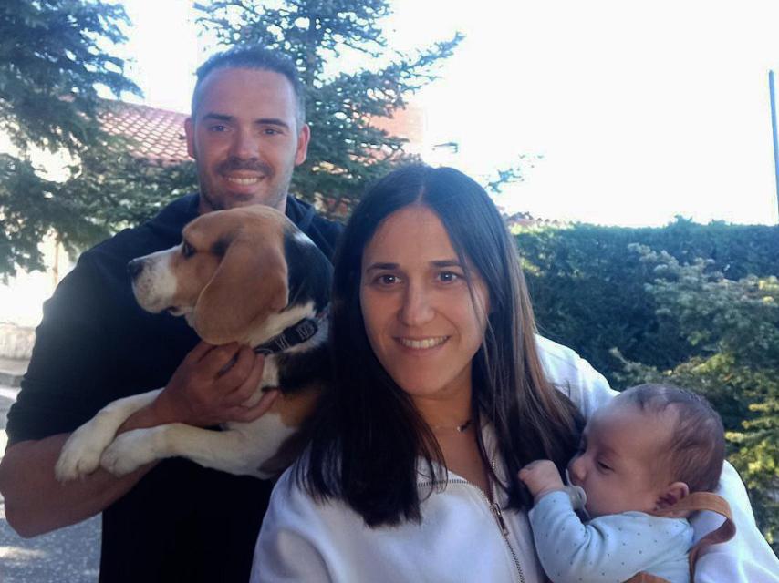 Belén, Julio, Eric y el perro Tobías