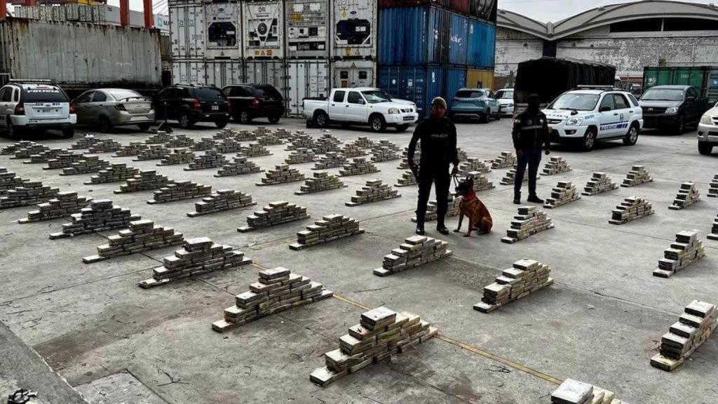 Incautación de cocaína en el puerto de Guayaquil.