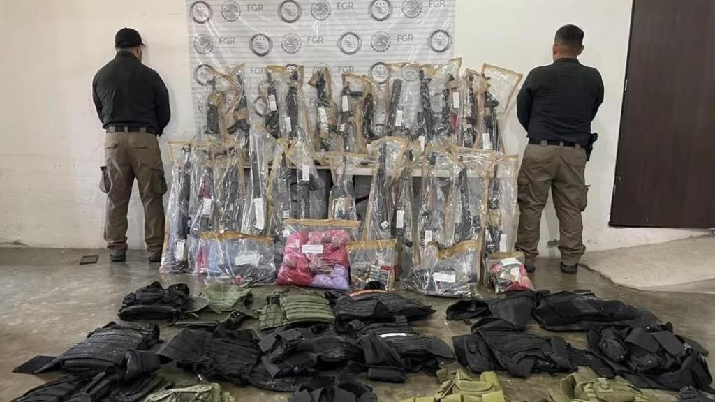 Decomiso del alijo confiscado por la Secretaría de la Defensa Nacional (Sedena) mexicana.