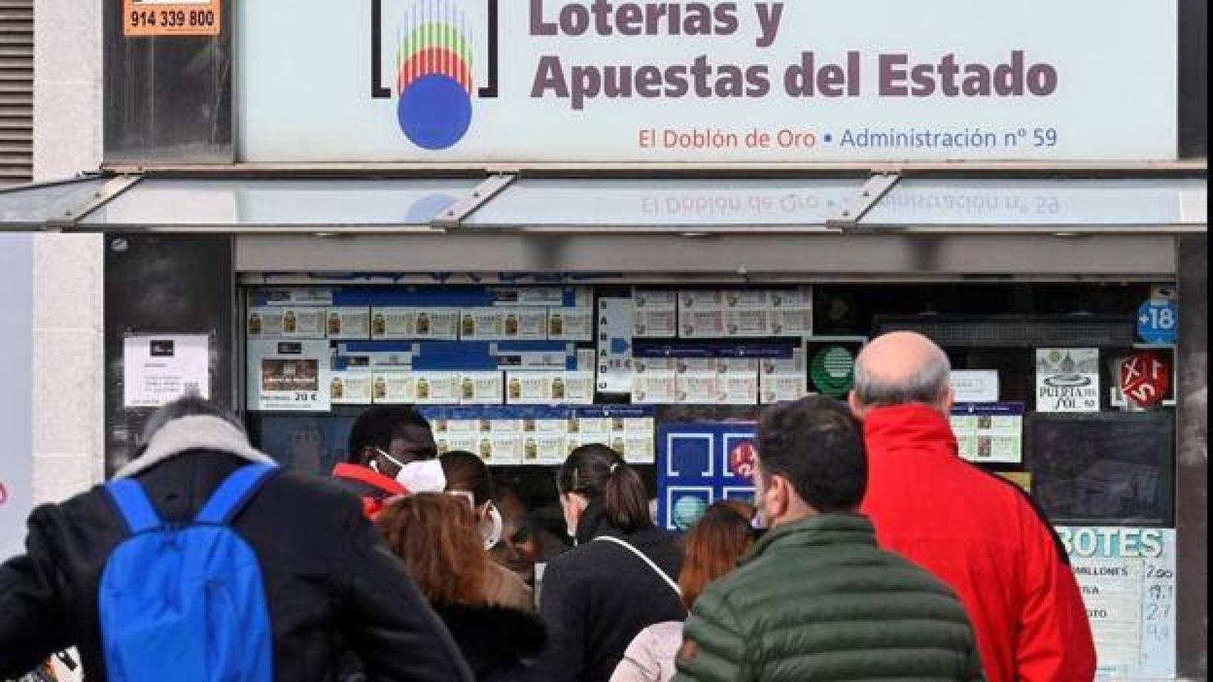 Una administración de Lotería, en imagen de archivo.
