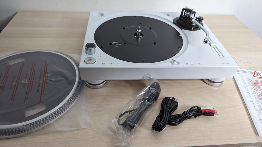 El montaje del PLX-500 de Pioneer es sencillo y rápido