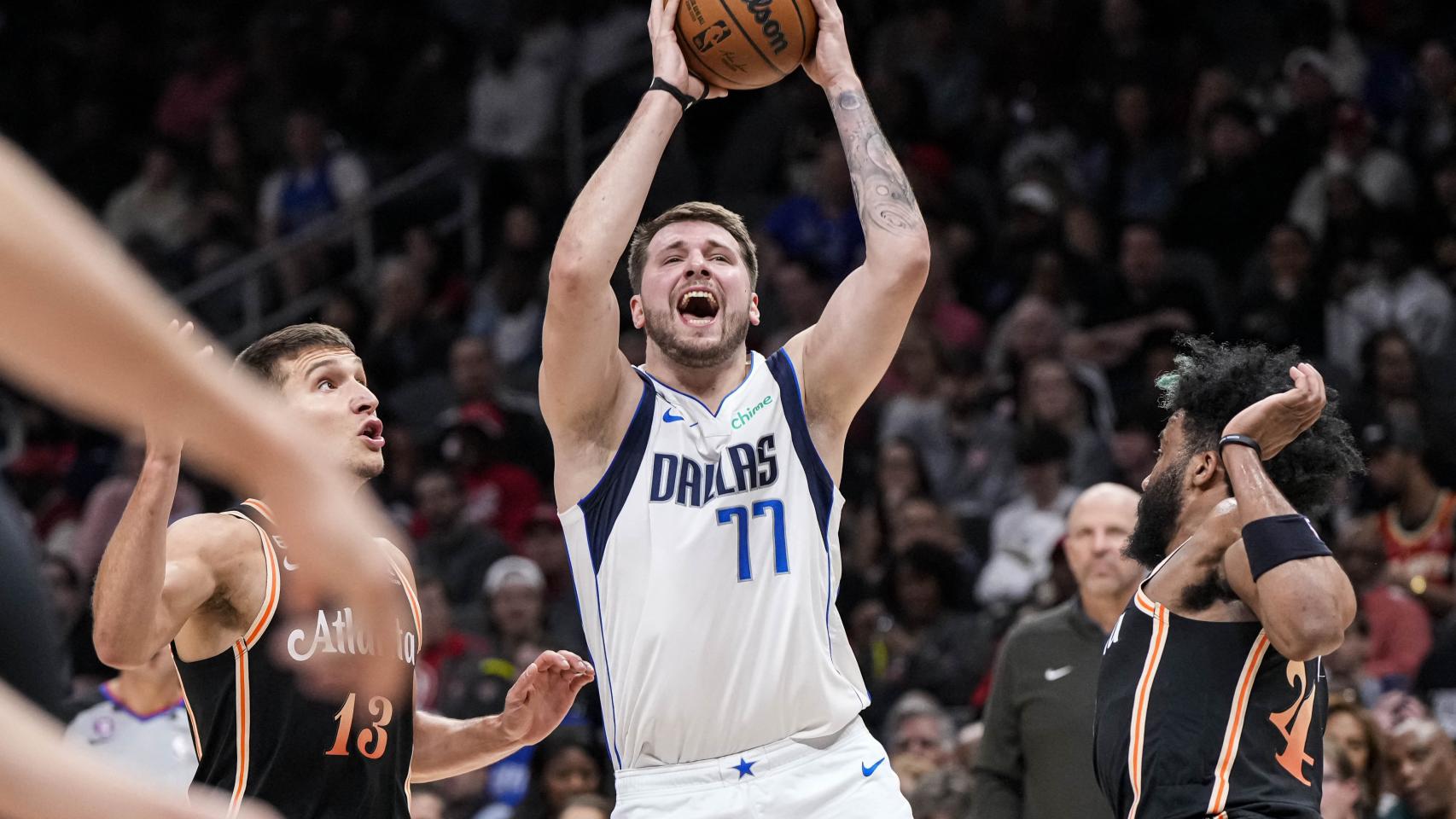 Luka Doncic, en uno de los últimos partidos de la fase regular de Dallas Mavericks.