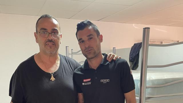 MiColchón dona literas y colchones a la asociación Lagunillas Cruz Verde de Málaga