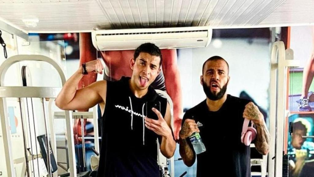 Bruno Brasil, junto a Dani Alves.