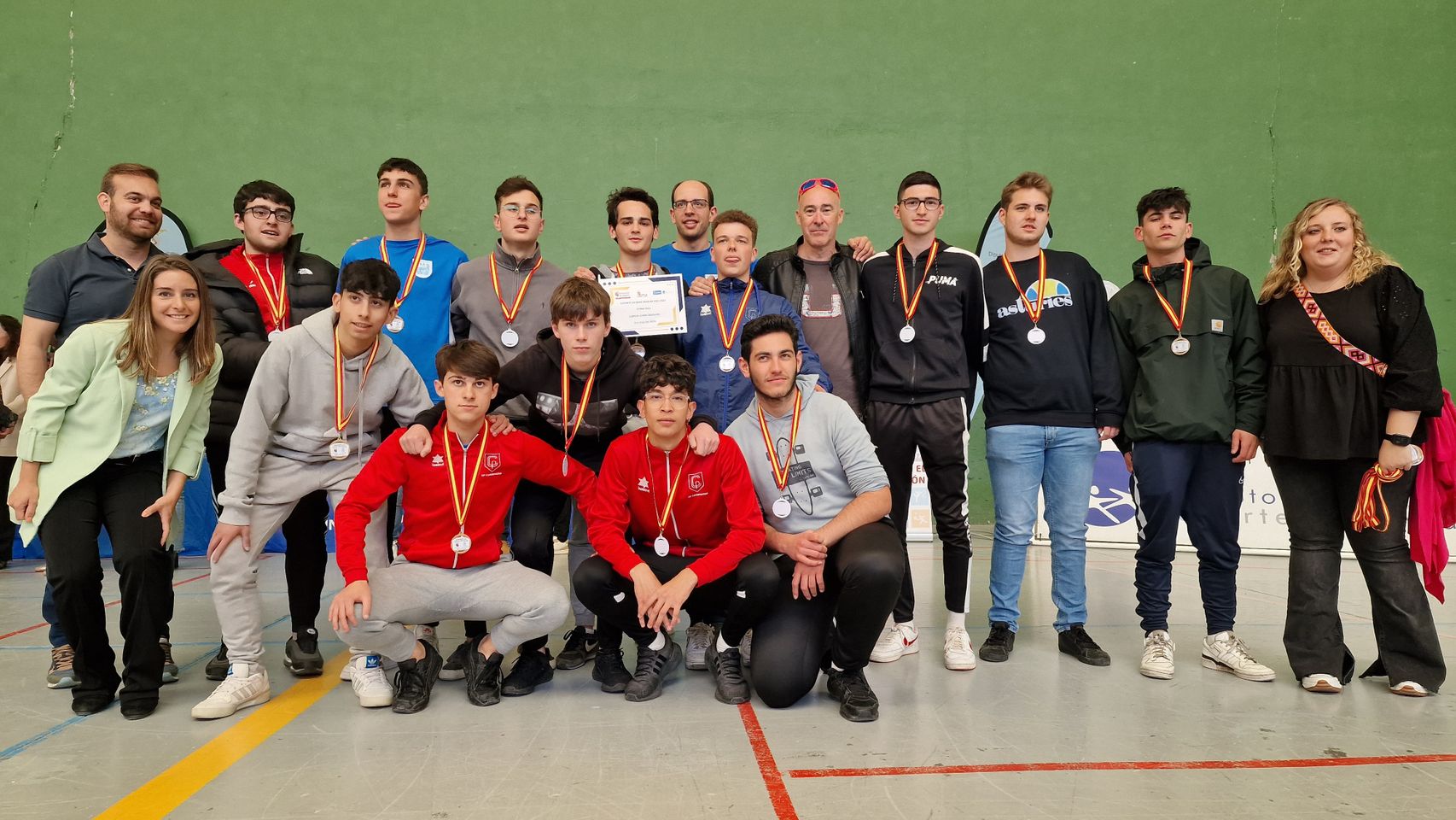 Varios de los deportistas premiados