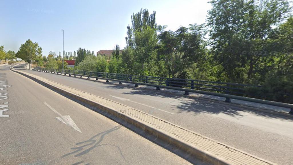 Puente de la Avenida de Aguas Vivas de Guadalajara. Foto: Google Maps.