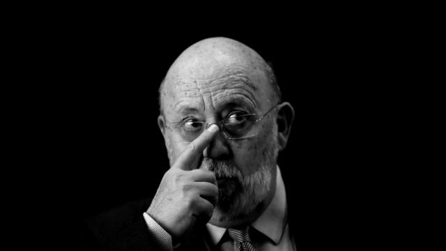 El presidente del Centro de Investigaciones Sociológicas (CIS) , José Félix Tezanos, interviene durante la presentación de la revista ‘Temas’, en el Círculo de Bellas Artes en Madrid.