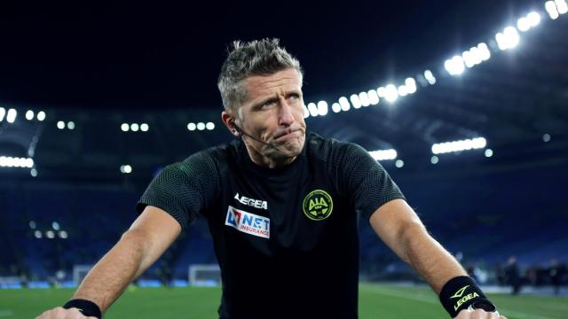 El árbitro italiano Daniele Orsato, durante un partido de la Serie A