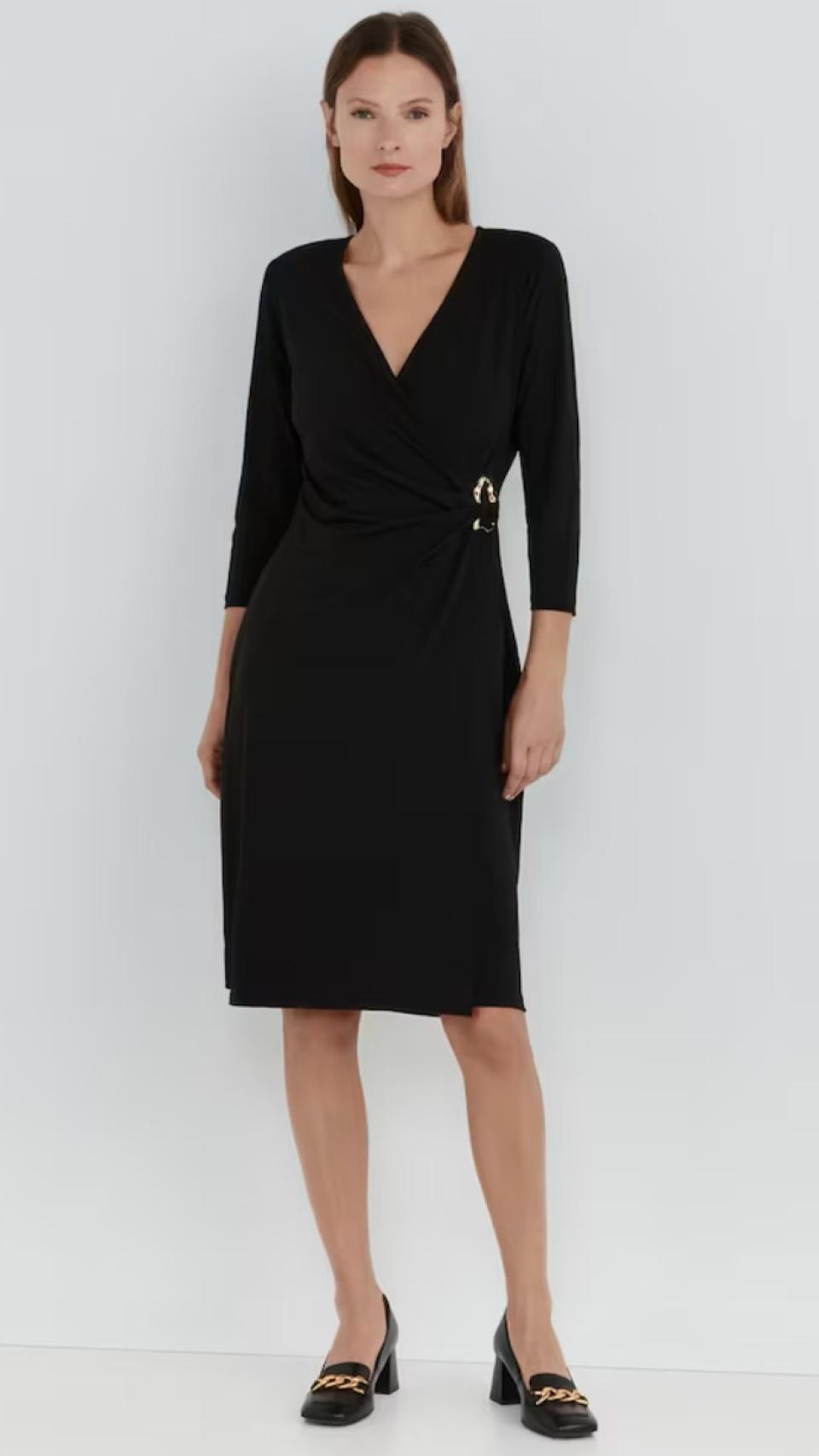 Vestido negro de El Corte Inglés.
