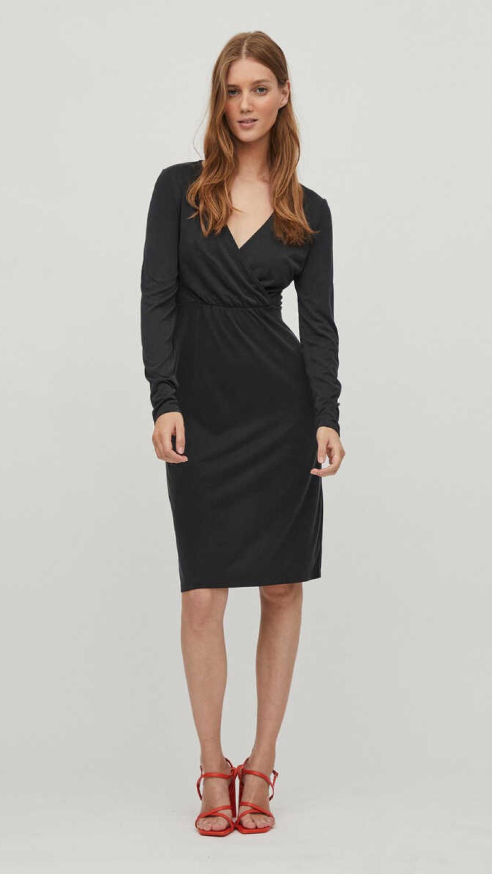 Vestido de Cortefiel.