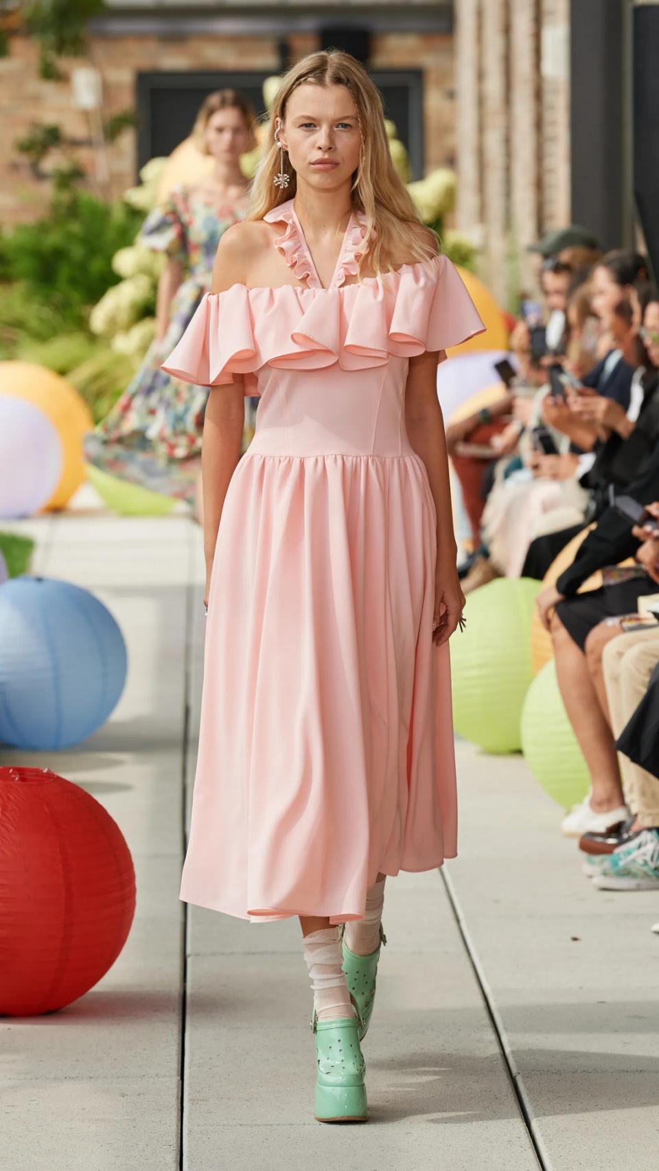 Desfile de Adeam de primavera- verano 2023.