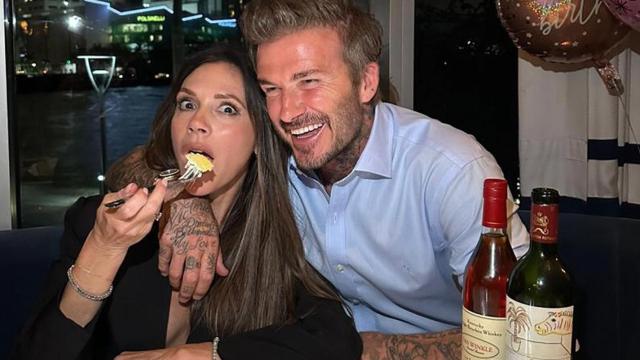 David y Victoria Beckham en la celebración del 49º cumpleaños de la diseñadora.