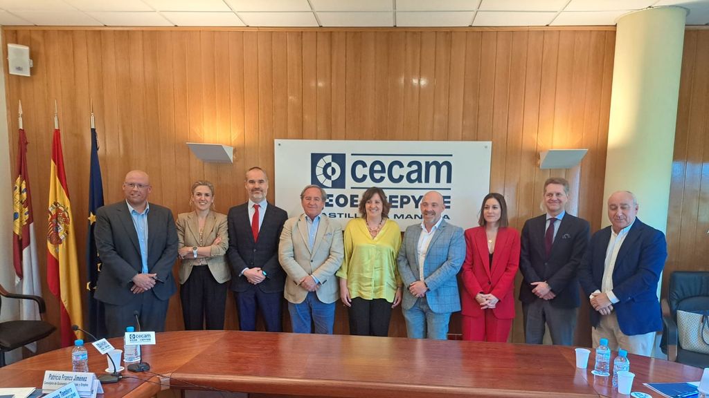 Comisión Especializada del Sector Comercio de CECAM.