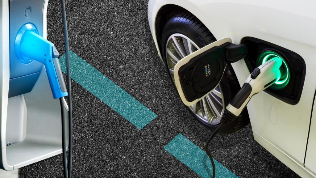 Coche eléctrico, punto de recarga, recarga coche eléctrico