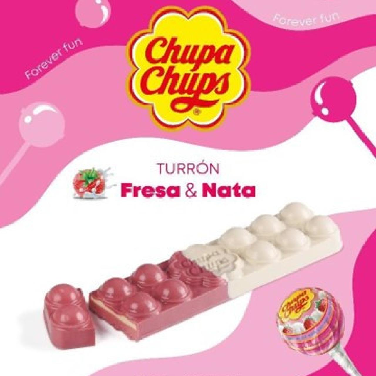 La tableta de turrón de Chupa Chups® simula las formas esféricas del popular caramelo