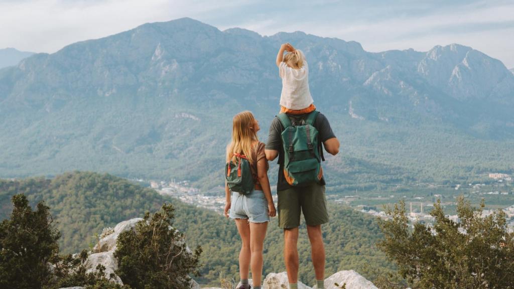 Una familia disfrutando de sus vacaciones.