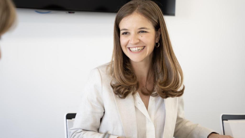 Alicia Vicente en un momento de la entrevista con magasIN.