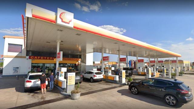 Gasolinera de Villagonzalo Pedernales donde se ha abatido a un policía fugado