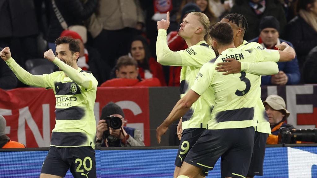Erling Haaland, mandando silenciar al Allianz después de marcar el 0-1 para el Manchester City
